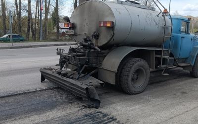 Услуги гудронатора для строительства дорог - Донецк, заказать или взять в аренду