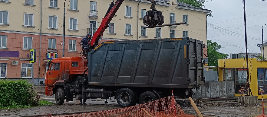 Услуги ломовоза в Донецкой Народной Республике